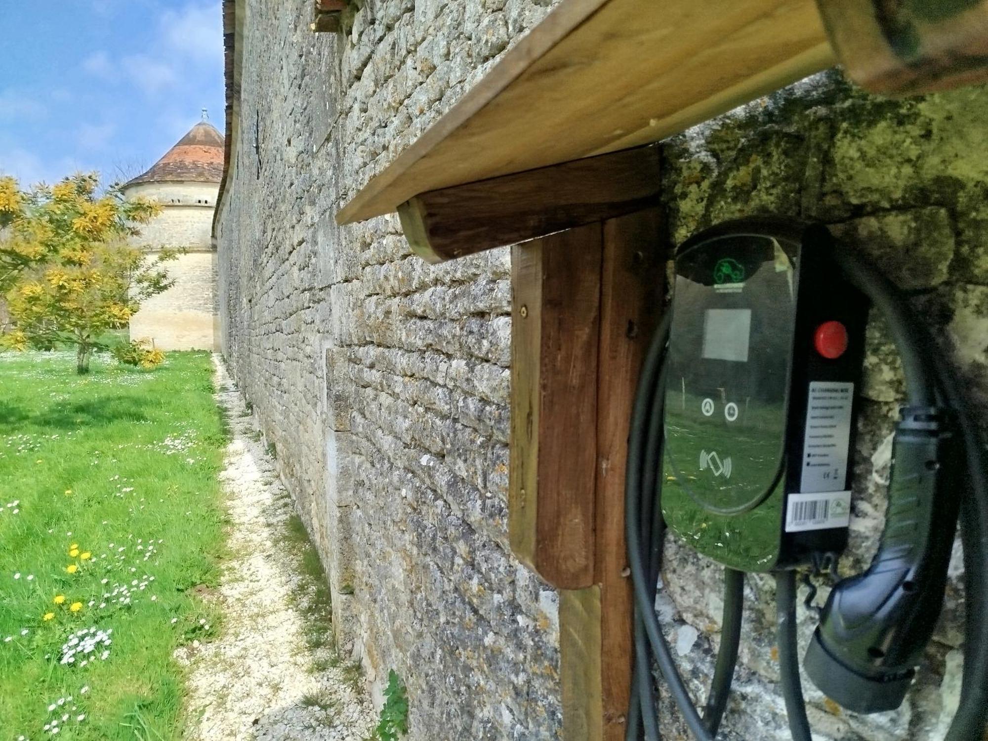 Les Nouillers Chateau De Bois Charmant מראה חיצוני תמונה